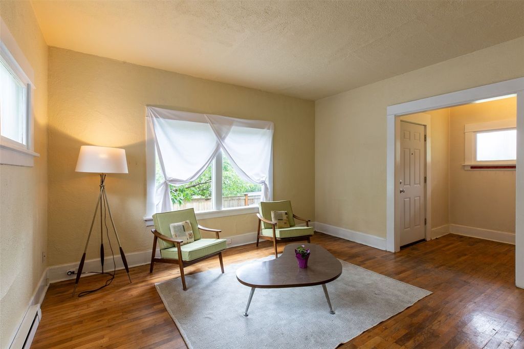 Photo of 2544 15th Avenue W, Seattle, WA 98119 (MLS # 2520606)