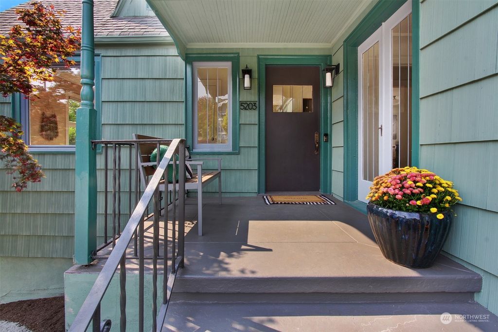 Photo of 5203 2nd Avenue NW, Seattle, WA 98107 (MLS # 2289970)
