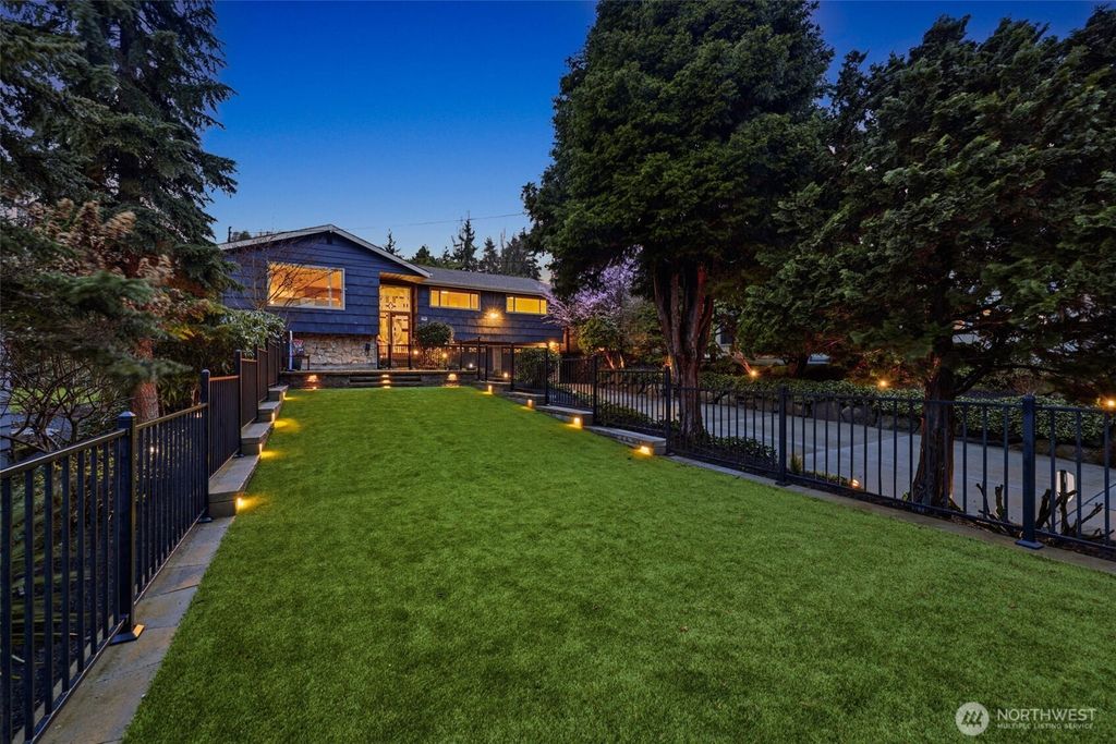 Photo of 3601 NE 100TH Street, Seattle, WA 98125 (MLS # 2506074)