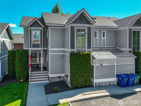 Photo of 433 W Webster Ave, Chelan, WA 98816 (MLS # 2516703)