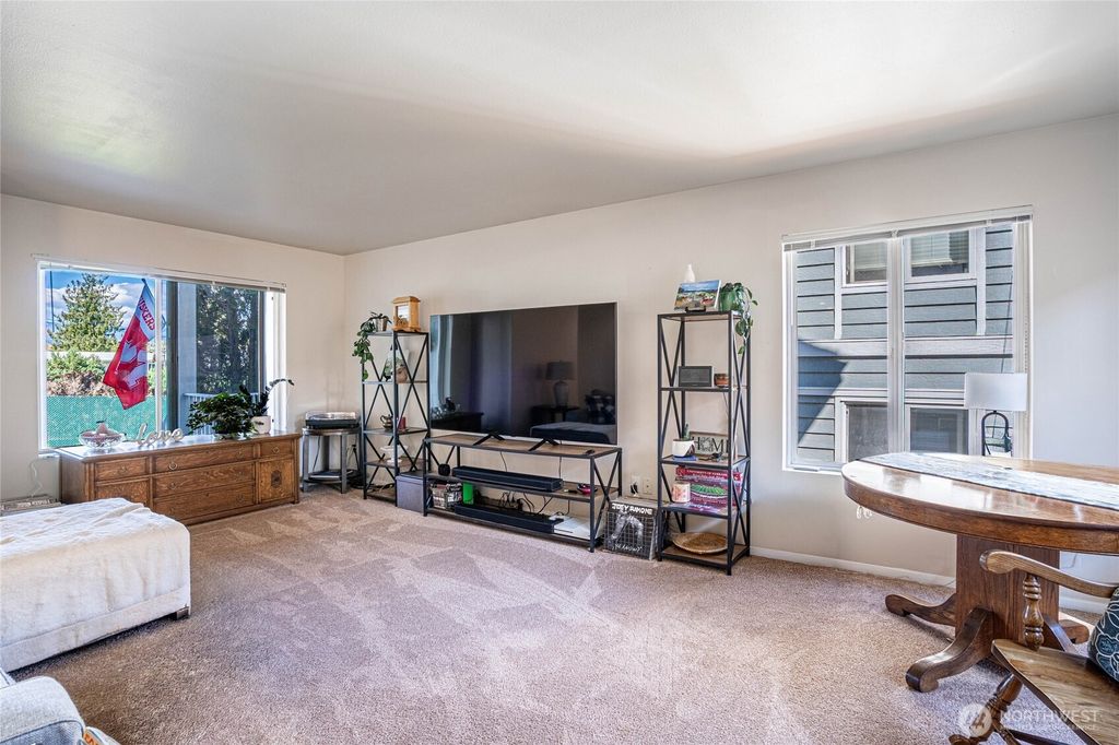 Photo of 433 W Webster Ave, Chelan, WA 98816 (MLS # 2516703)
