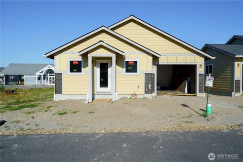 Photo of 113 7th Street SW, Long Beach, WA 98631 (MLS # 2315233) Photo of 113 7th Street SW, Long Beach, WA 98631 (MLS # 2315233)