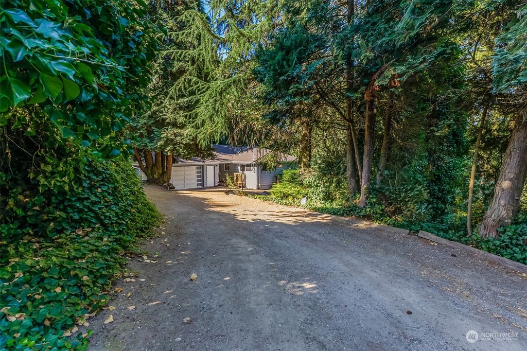Photo of 4917 S 112th Street, Tukwila, WA 98178 (MLS # 2017532)