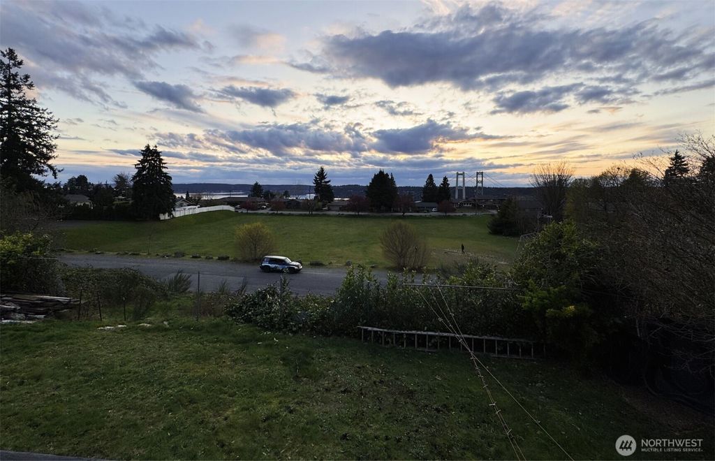 Photo of 1310 N Heatherwood W, Tacoma, WA 98406 (MLS # 2513549)