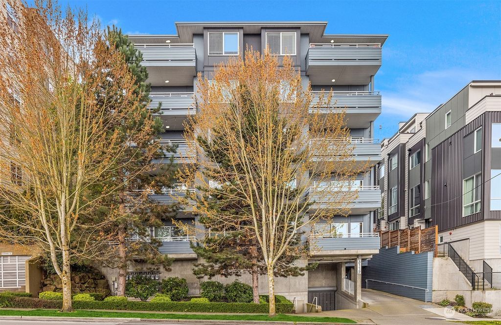 Photo of 3112 SW Avalon Way #103, Seattle, WA 98126 (MLS # 2221840)