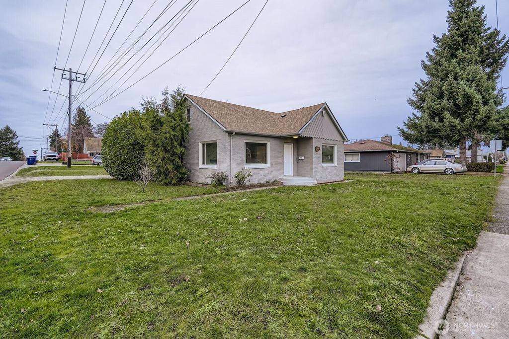 Photo of 7520 Park Avenue S, Tacoma, WA 98408 (MLS # 2459301)