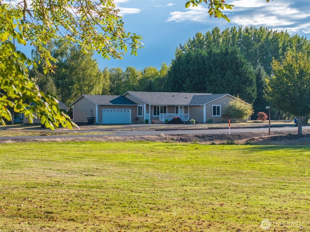Photo of 185 Hidden Meadows Drive, Chehalis, WA 98532 (MLS # 2579650)