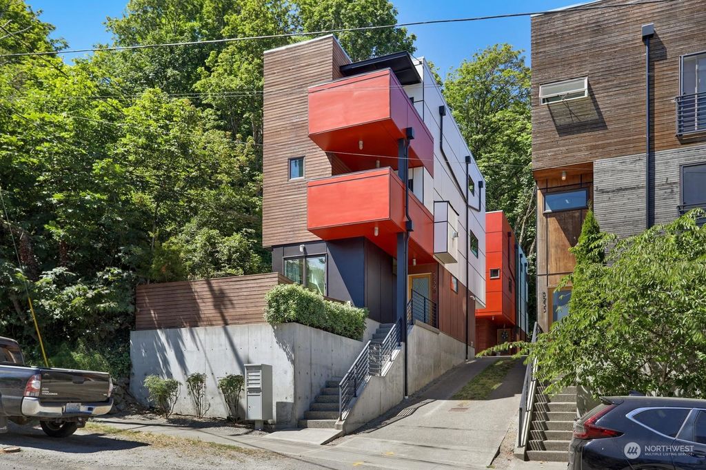 Photo of 5239 39th Avenue S #B, Seattle, WA 98118 (MLS # 2140234)