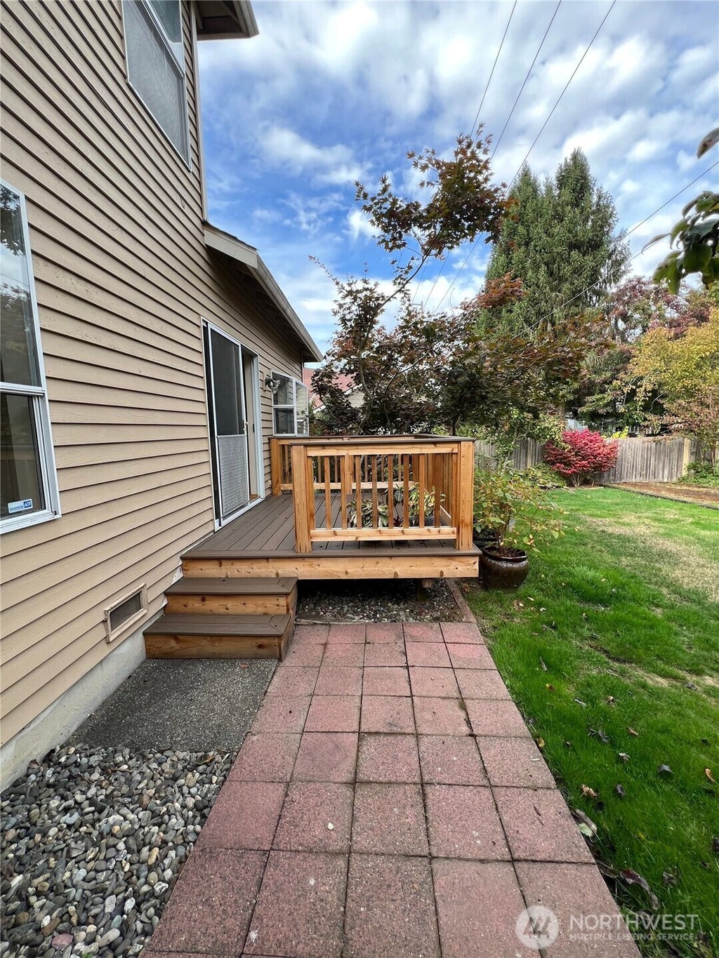 Photo of 6224 146th Place SE, Everett, WA 98208 (MLS # 2593782)