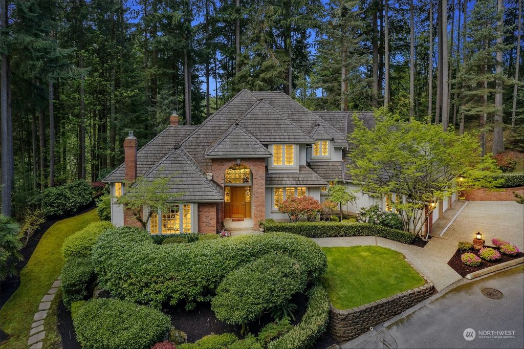 Photo of 12804 57th Place W, Mukilteo, WA 98275 (MLS # 2071340)