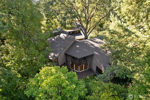 Photo of 12809 3rd Avenue Ct E, Tacoma, WA 98445 (MLS # 2478593)