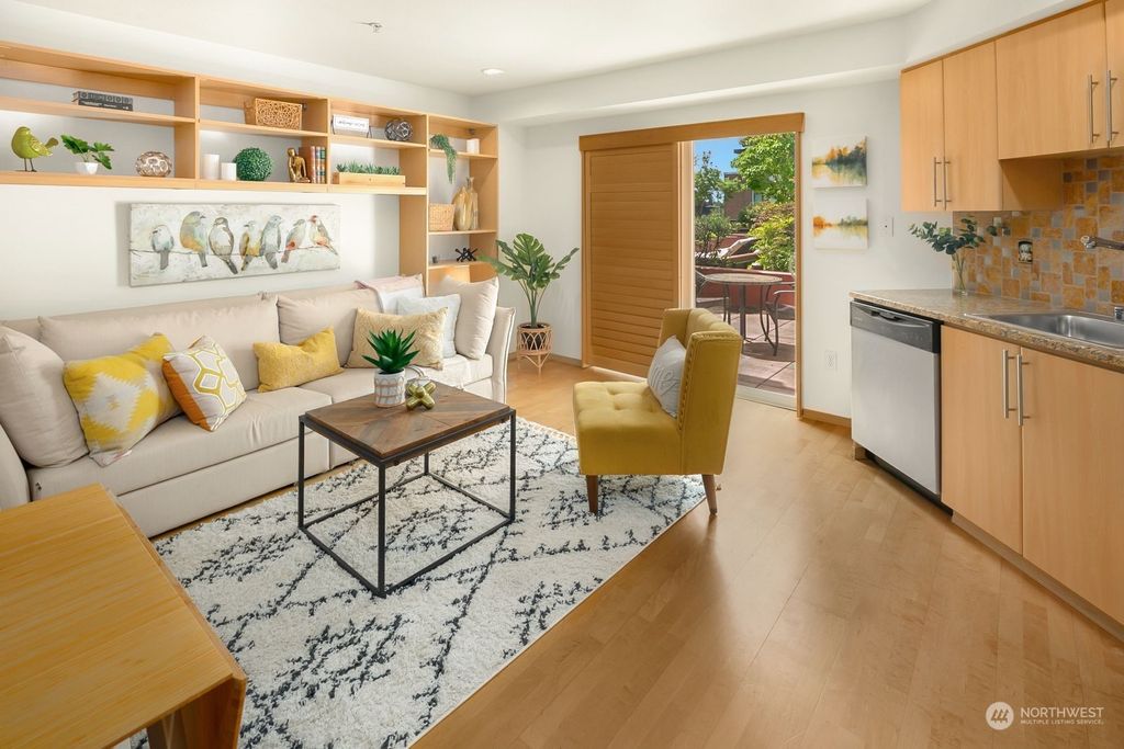 Photo of 424 N 85th Street #205, Seattle, WA 98103 (MLS # 2290763)