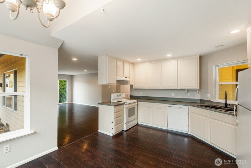 544 Pine Court