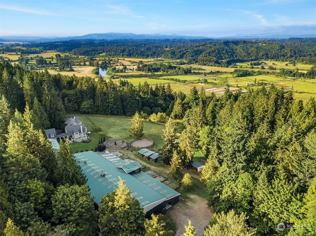 Photo of 8565 261st Avenue NE, Redmond, WA 98053 (MLS # 2129222)