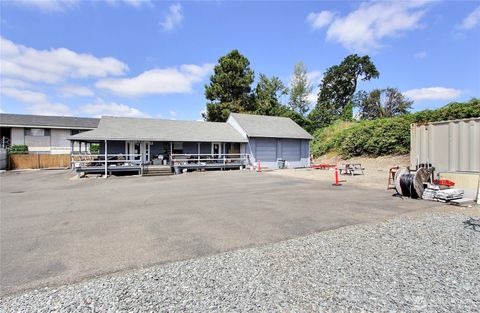 Photo of 209 125th St S Street S, Tacoma, WA 98444 (MLS # 2419243)