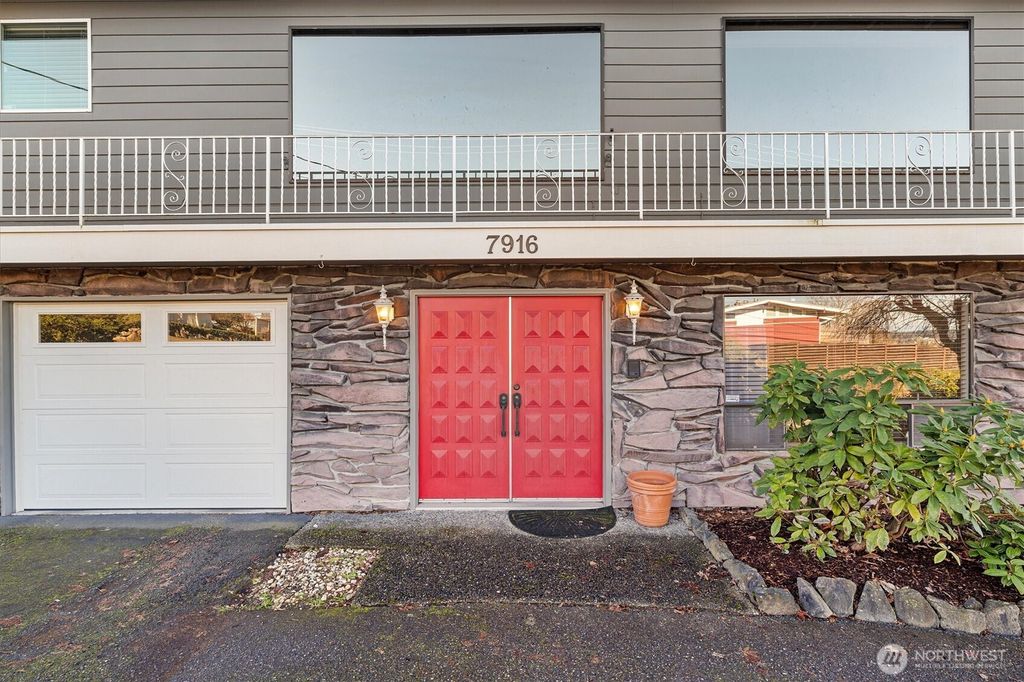 Photo of 7916 19th St W St, Tacoma, WA 98466 (MLS # 2479184)