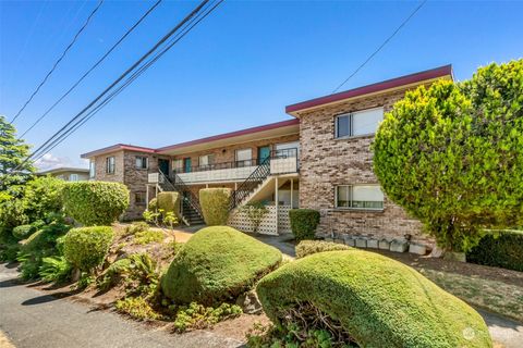 920 6th Avenue N Seattle WA 98109