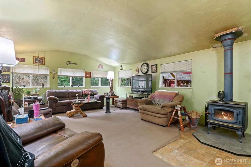 Photo of 19333 299th Avenue SE, Monroe, WA 98272 (MLS # 2340419)