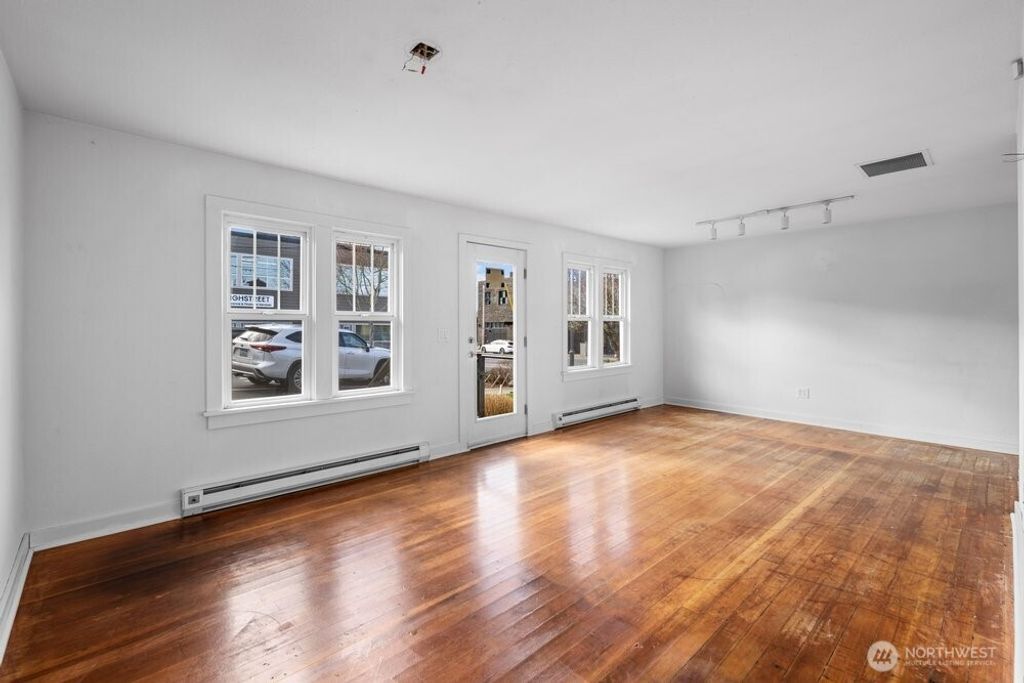 Photo of 605 Main Street, Edmonds, WA 98020 (MLS # 2485631)