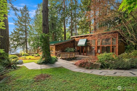 Photo of 19923 Robinwood Road SW, Vashon, WA 98070 (MLS # 2498815)