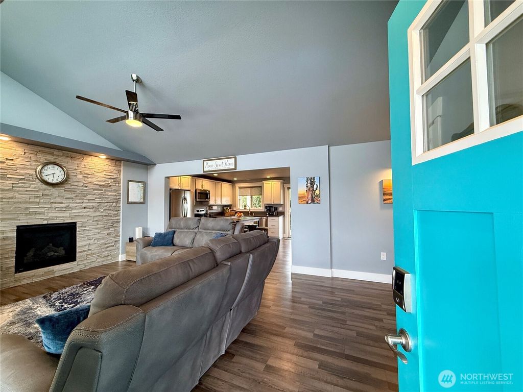 Photo of 1155 Greenview Avenue SW, Ocean Shores, WA 98569 (MLS # 2442832)