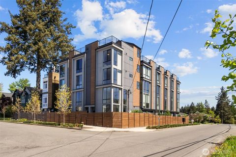Photo of 12000 31st Avenue NE, Seattle, WA 98125 (MLS # 2514901)