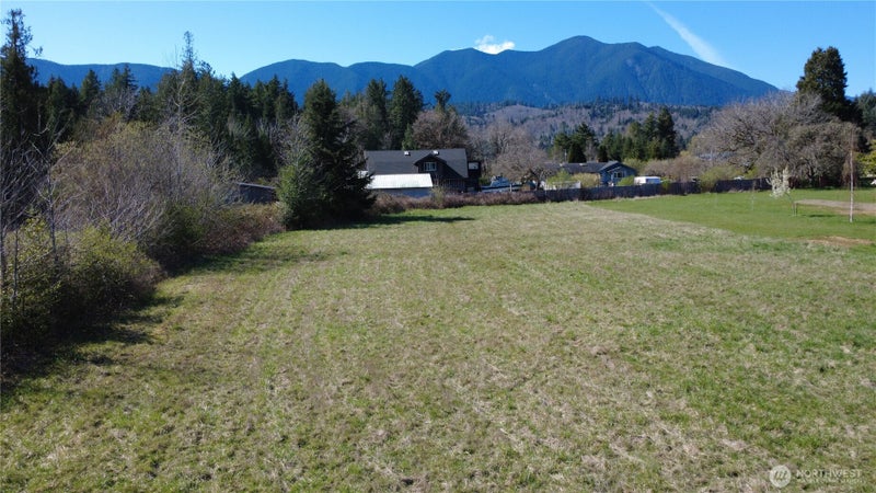 29438 Highway 101