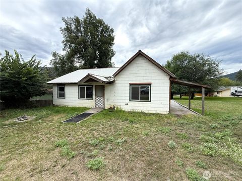 Photo of 653 E 9th Street, Republic, WA 99166 (MLS # 2422654)