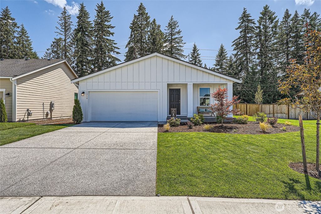 Photo of 13714 199th Street Ct E, Graham, WA 98338 (MLS # 2468854)