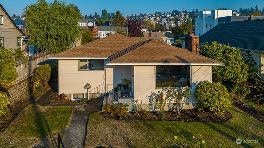 Photo of 6624 Fauntleroy Way SW, Seattle, WA 98136 (MLS # 2003698)