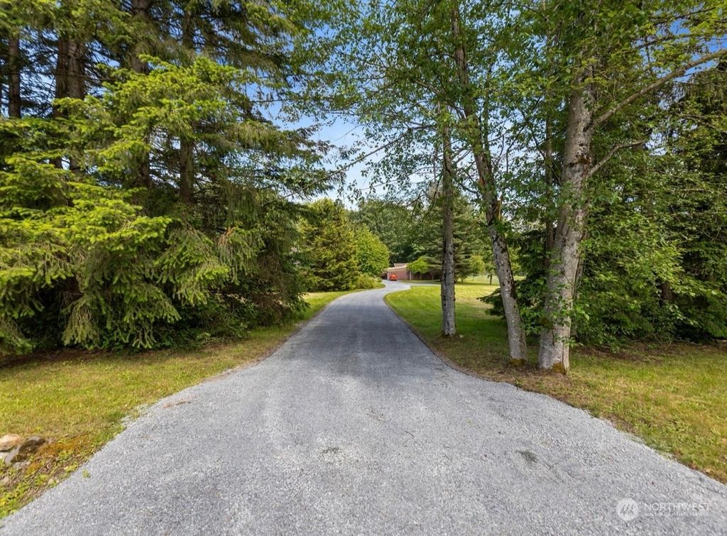 Photo of 16121 91st Avenue SE, Snohomish, WA 98926 (MLS # 2254078)