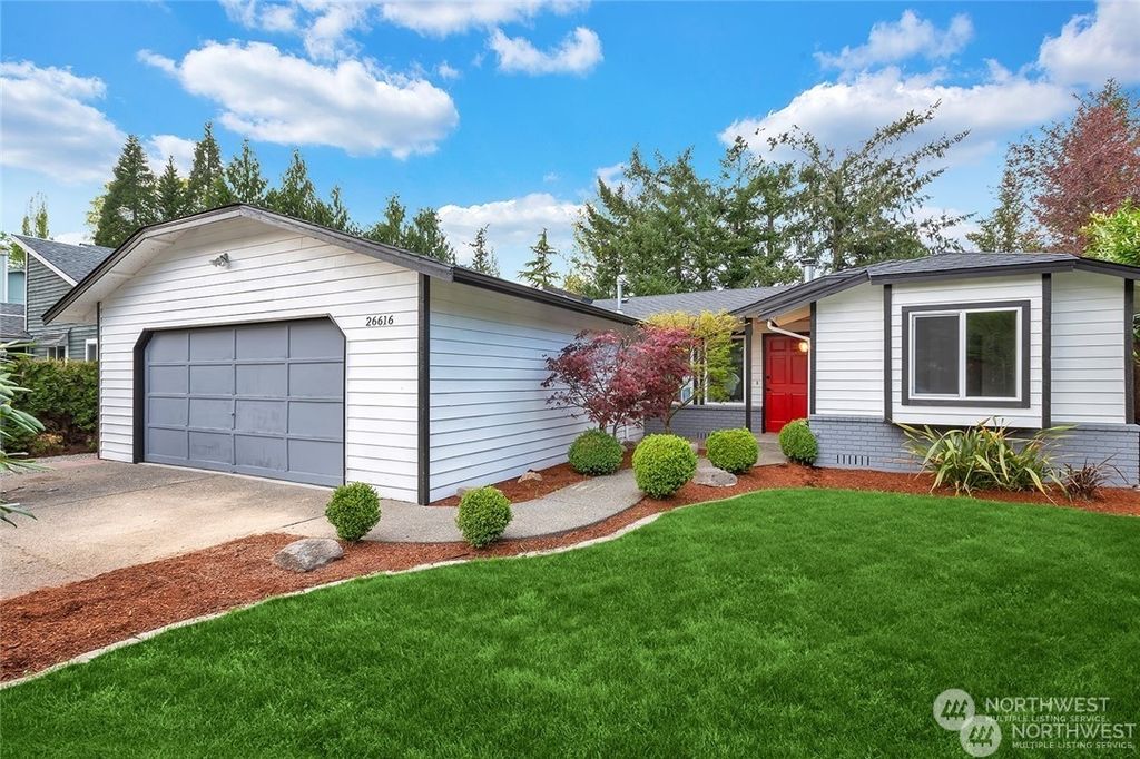 Photo of 26616 221st Avenue SE, Maple Valley, WA 98038 (MLS # 2207810)