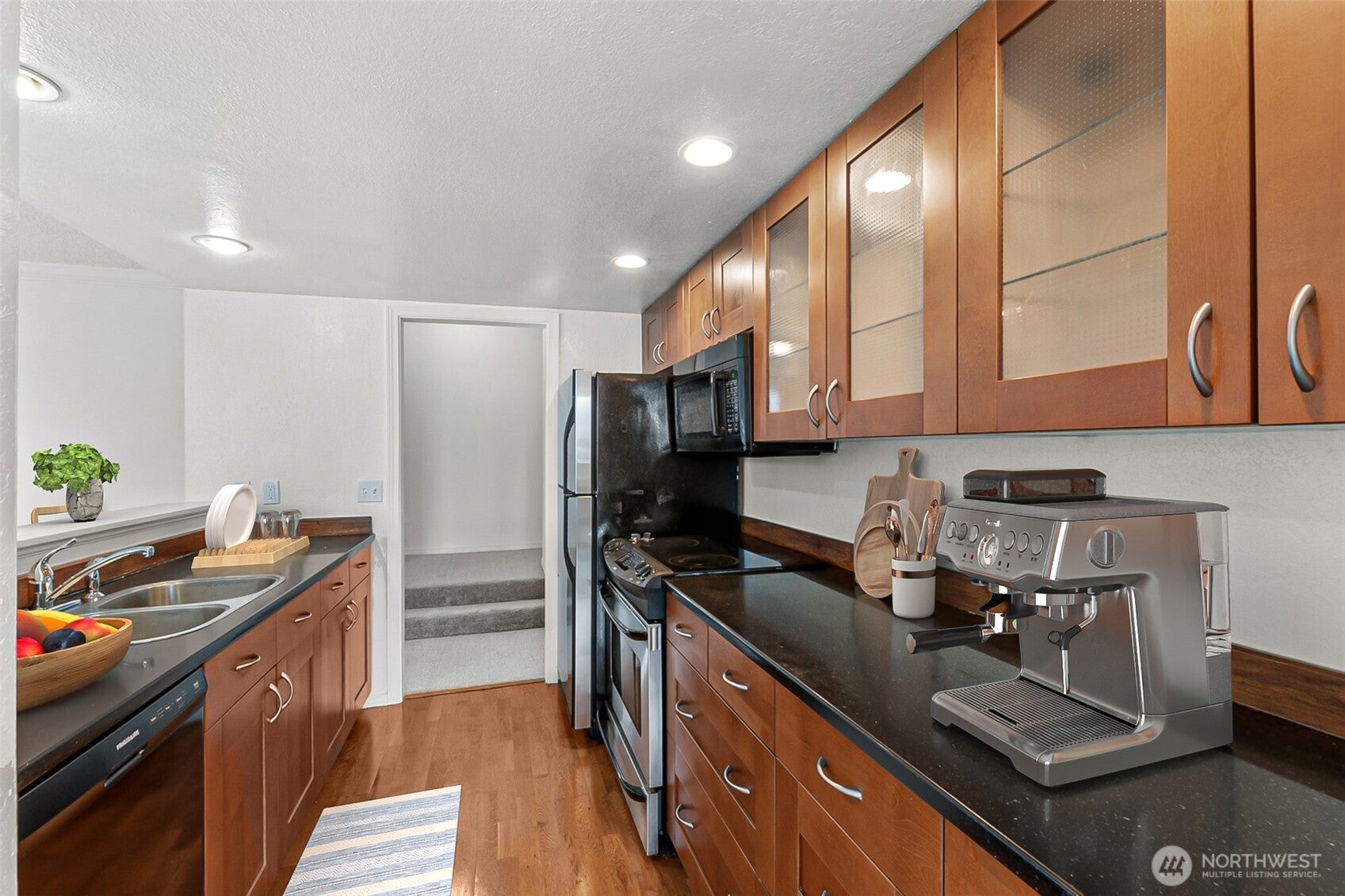 22211 6th Avenue S 301