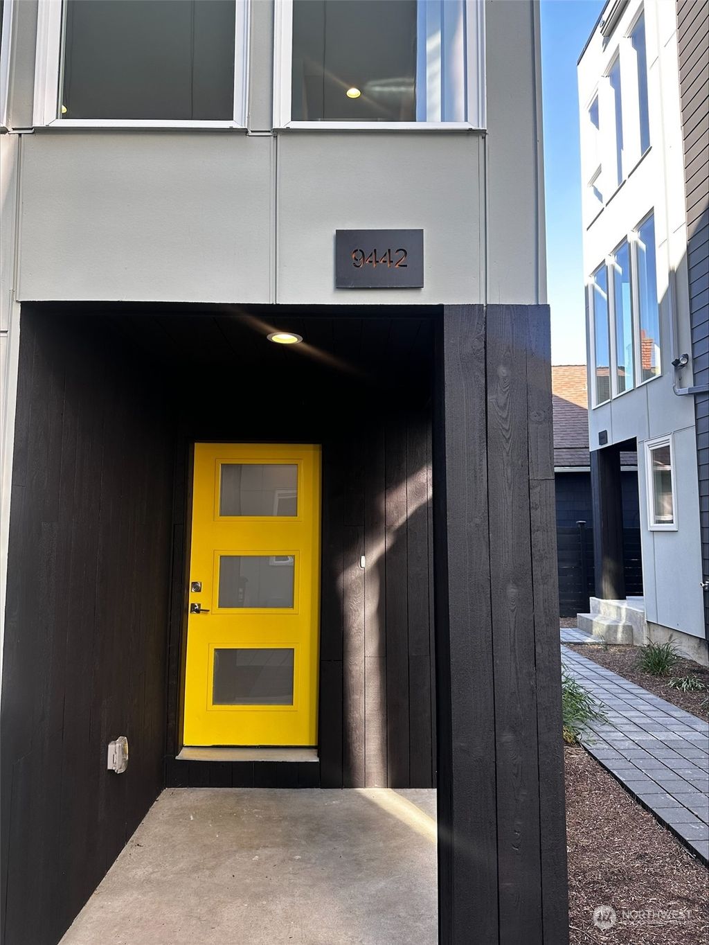 Photo of 9442 20th Avenue SW, Seattle, WA 98106 (MLS # 2305130)