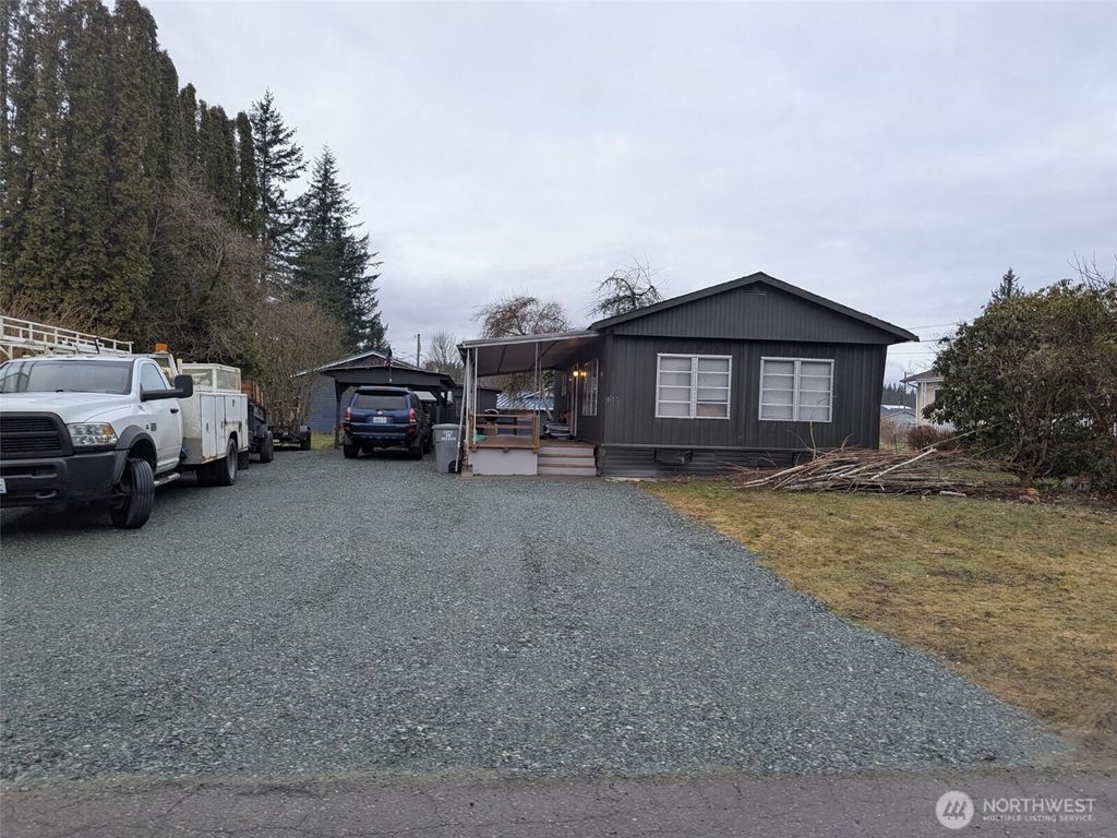Photo of 615 7th Street, Sultan, WA 98294 (MLS # 2338775)