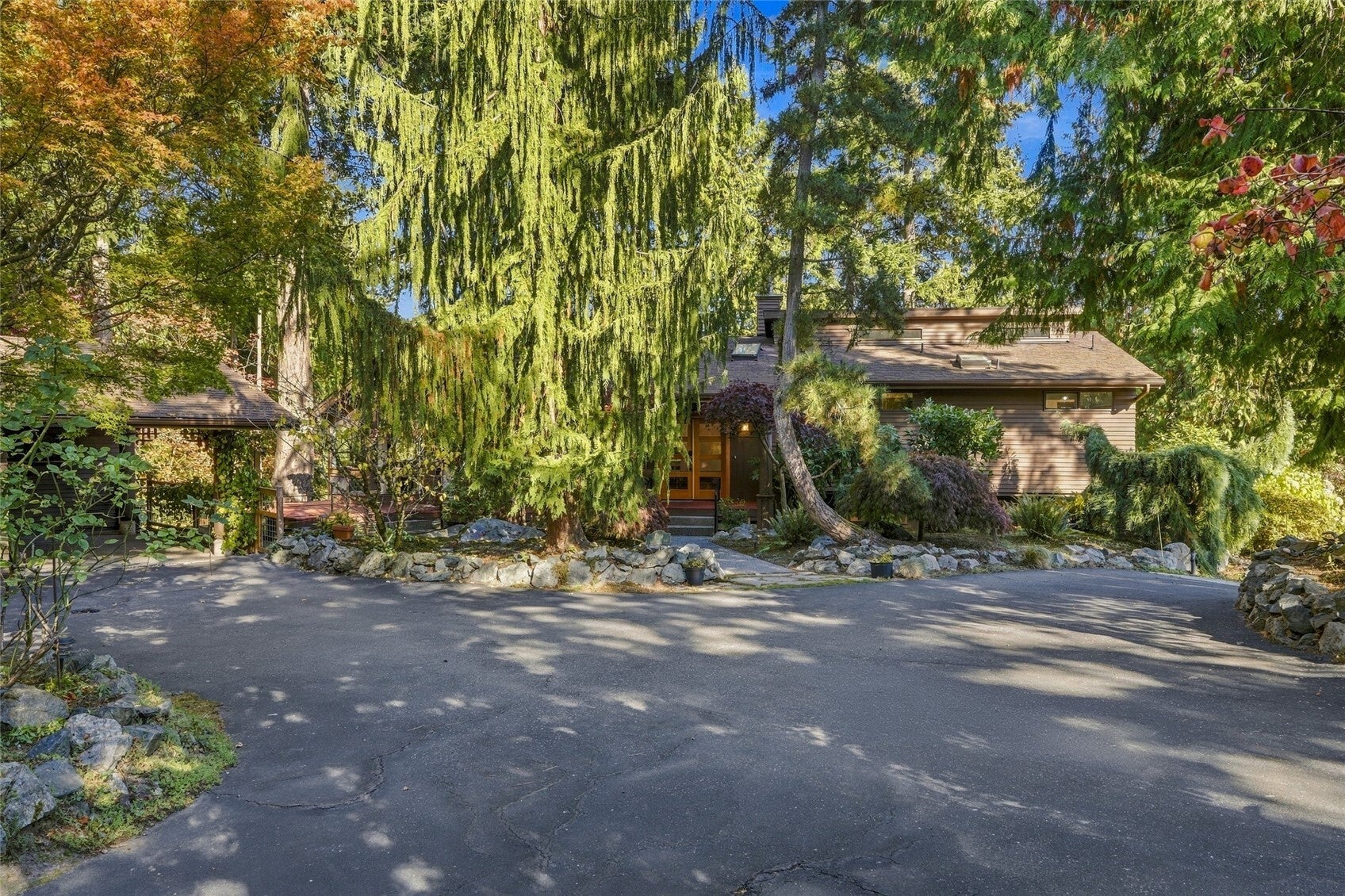 4910 Seabreeze Way