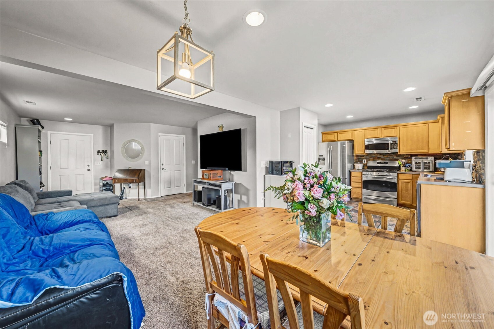 3516 Destination Avenue E