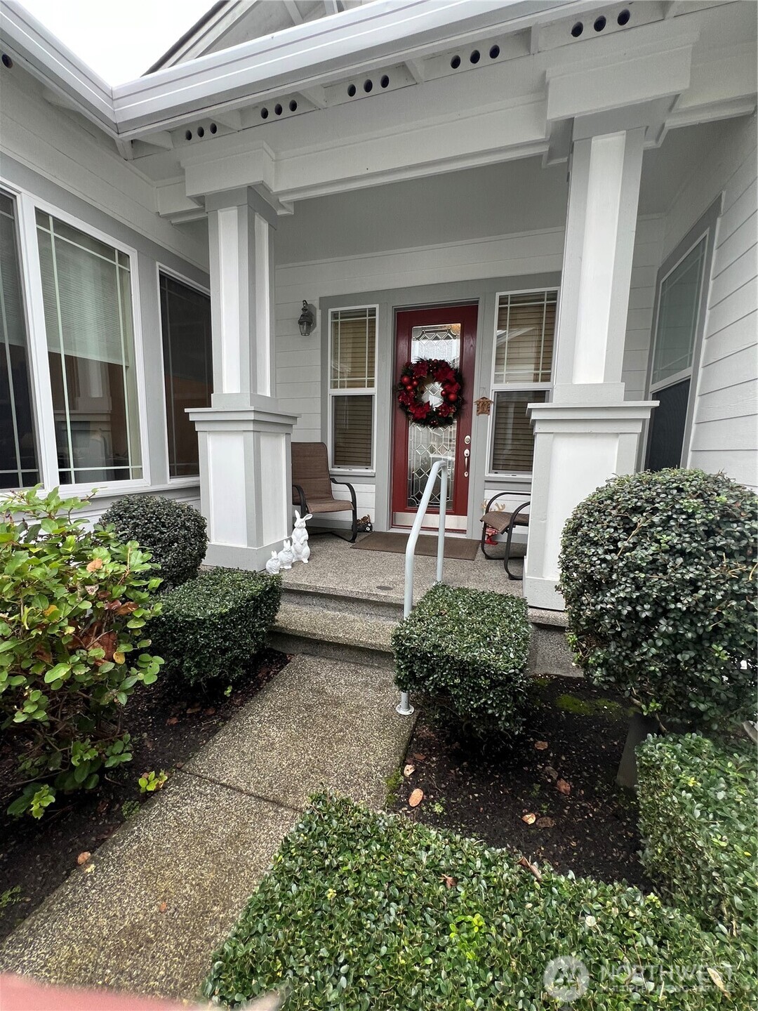 8536 Bainbridge Loop NE