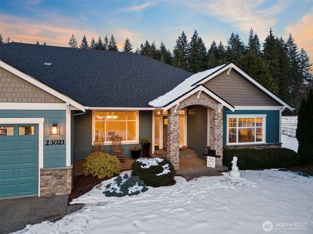Photo of 23021 115th Avenue NE, Arlington, WA 98223 (MLS # 2332893)
