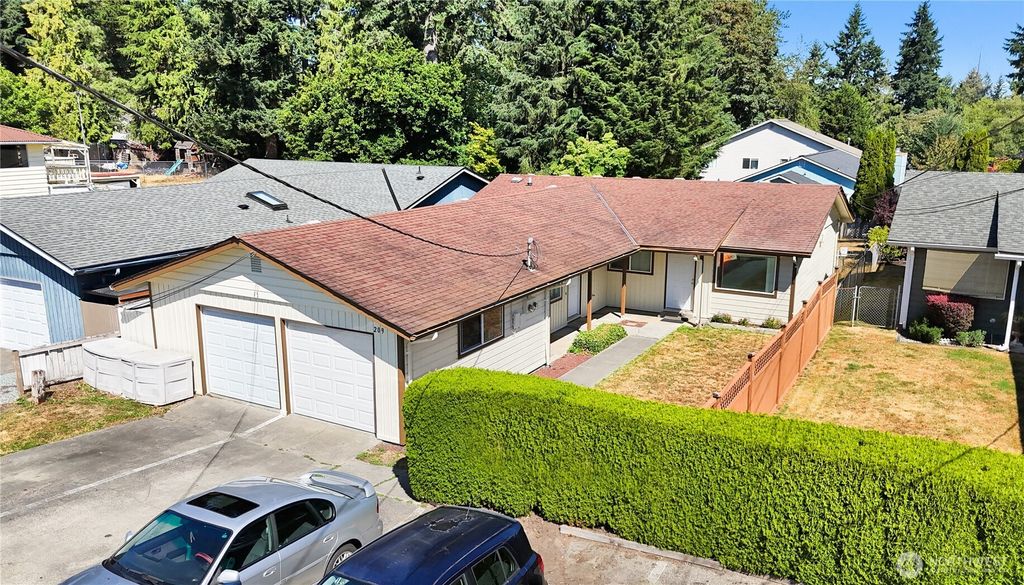 Photo of 209 76th Street SE, Everett, WA 98203 (MLS # 2419593)