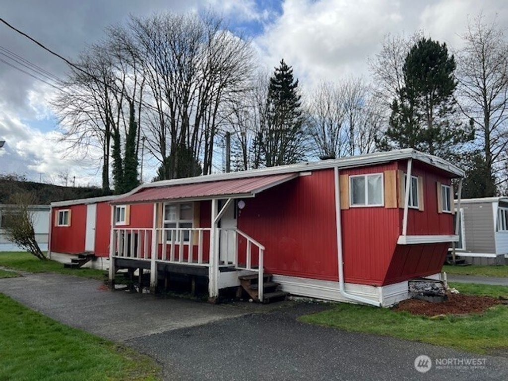 Photo of 105 Cox #16, Arlington, WA 98223 (MLS # 2345453)