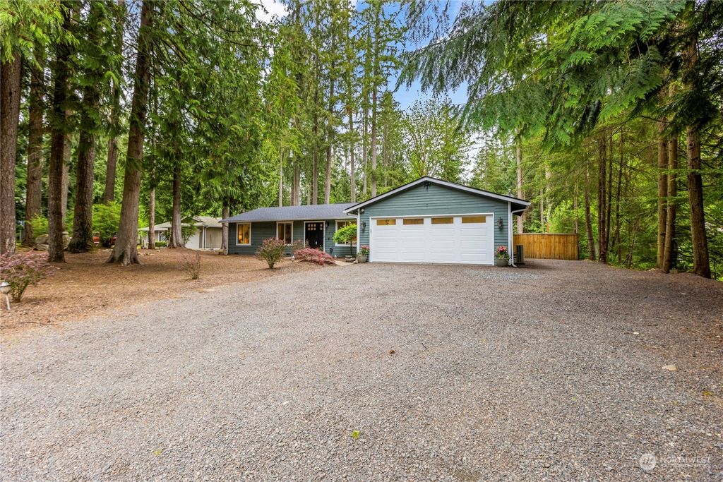 Photo of 11112 320th Avenue NE, Carnation, WA 98014 (MLS # 2071382)