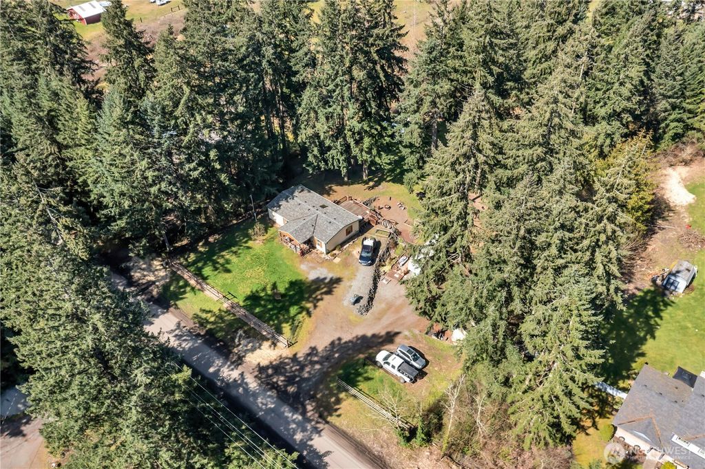 Photo of 1507 286 Street E, Roy, WA 98580 (MLS # 2502972)