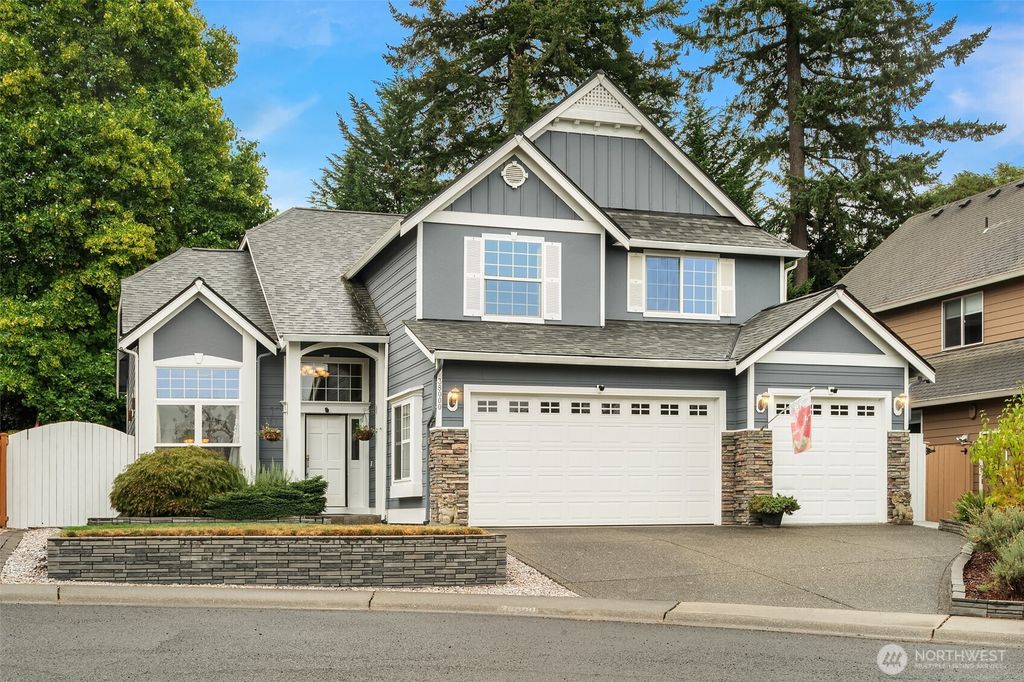 Photo of 38000 31st Court S, Auburn, WA 98001 (MLS # 2439368)