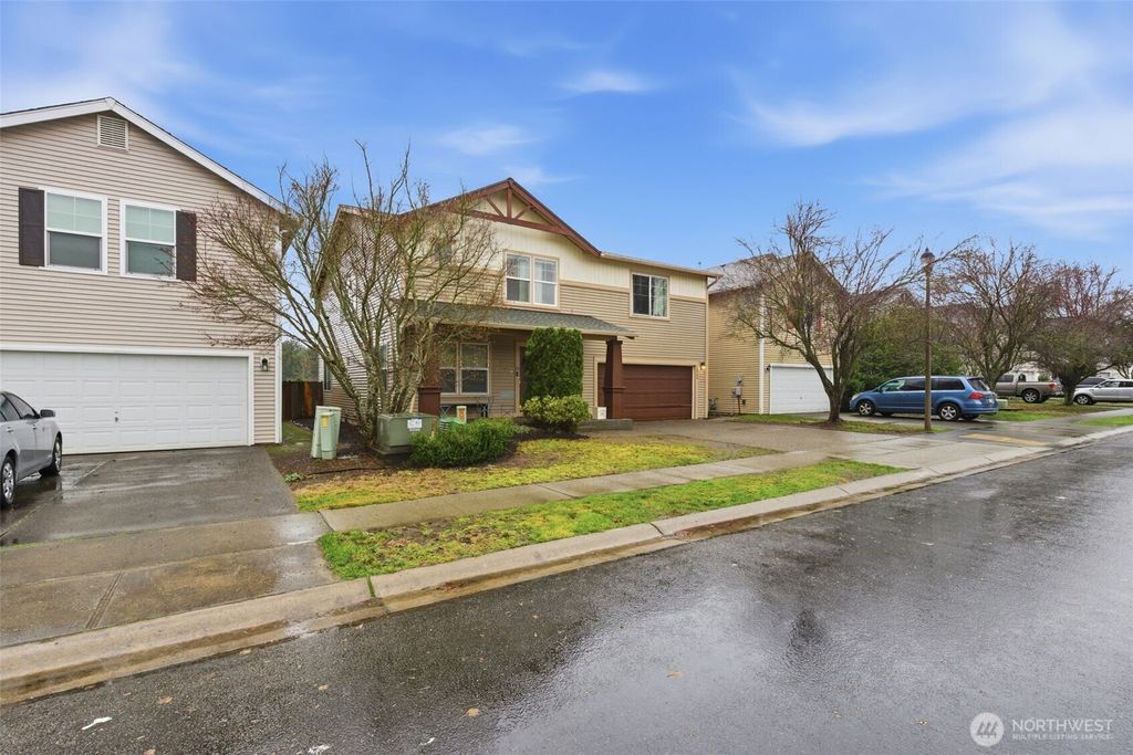 Photo of 18708 94th Avenue Ct E, Puyallup, WA 98375 (MLS # 2459648)