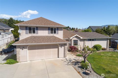 Photo of 2207 Ashley Brooke, Wenatchee, WA 98801 (MLS # 2514215)