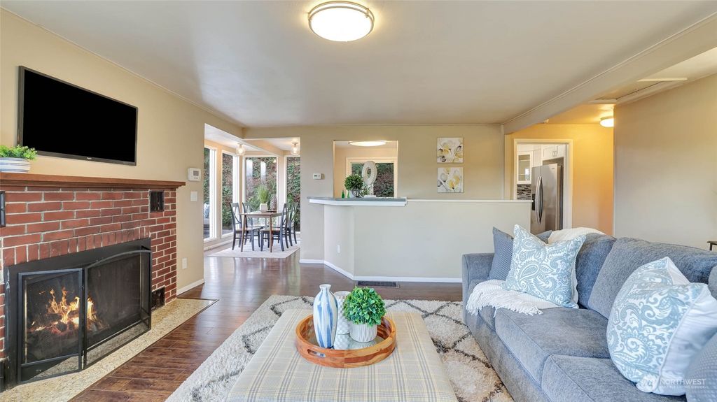 Photo of 13765 Macadam Road S, Tukwila, WA 98168 (MLS # 2195104)