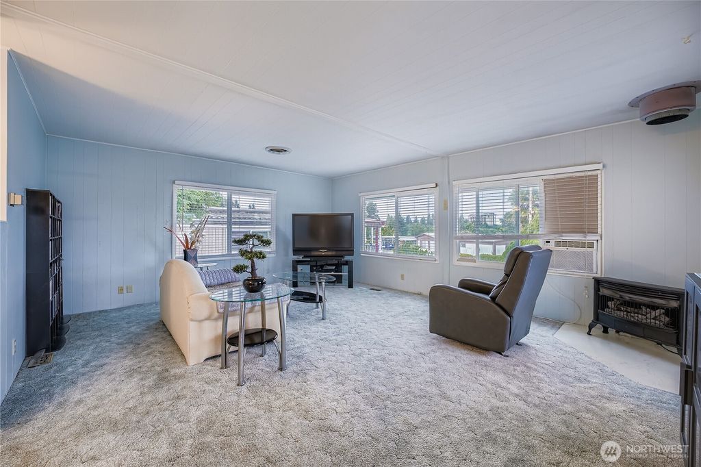 Photo of 18112 36th Avenue S, SeaTac, WA 98188 (MLS # 2415994)