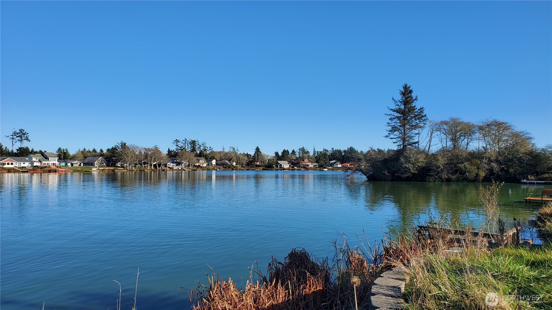 672 SE Mount Olympus Avenue