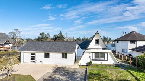 Photo of 672 SE Mount Olympus Avenue, Ocean Shores, WA 98569 (MLS # 2442568)